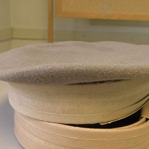 New Small emerald grey Beret